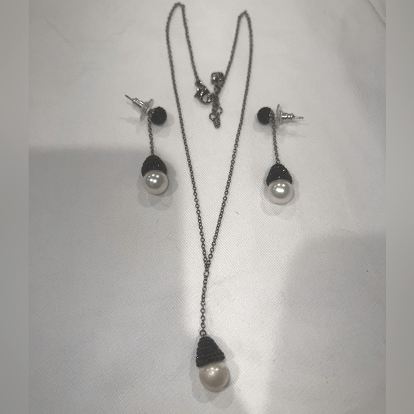 Swarovski Jewelry - Swarovski Pearl Set